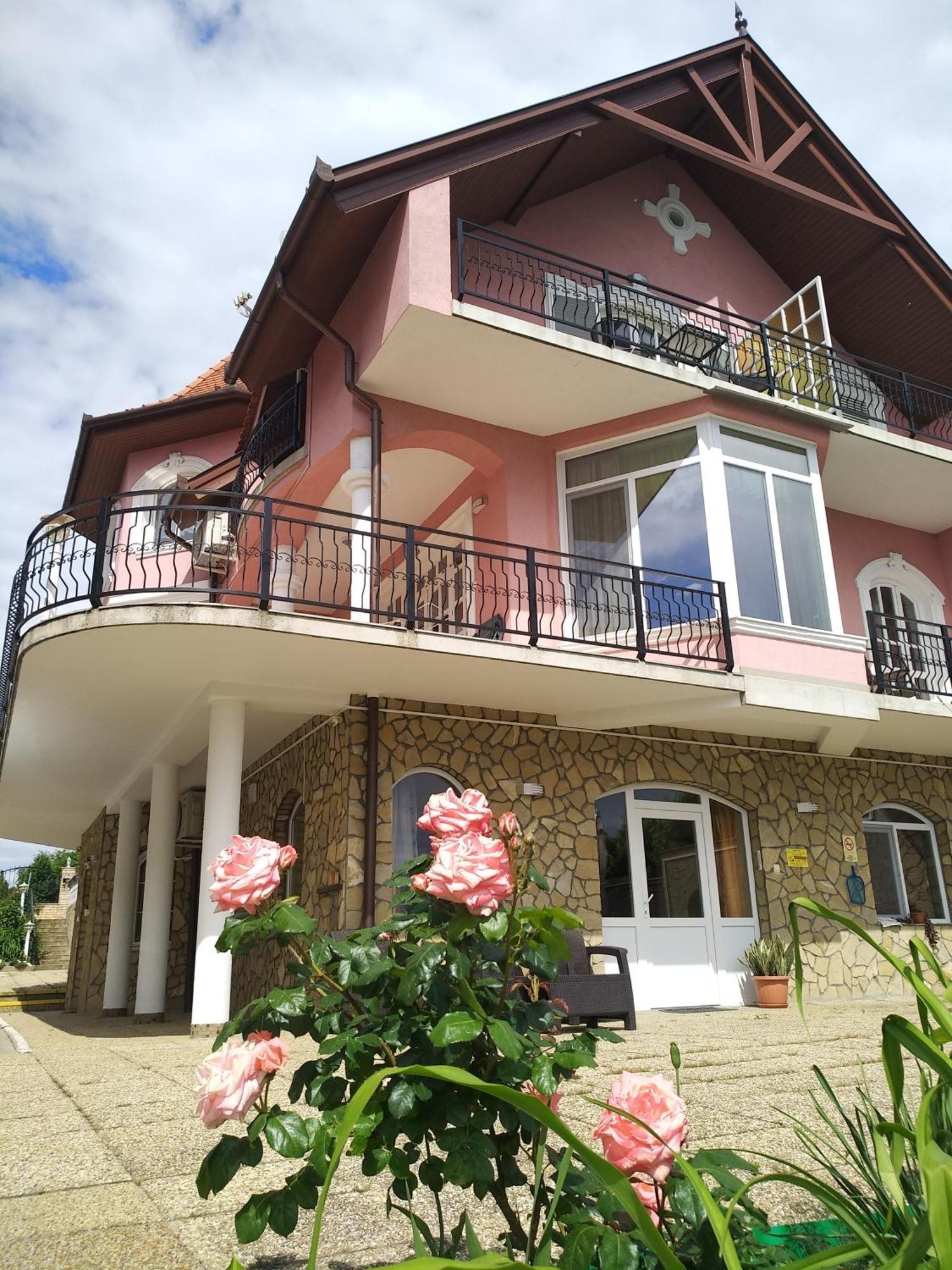 Manor Villa Hévíz Exterior foto